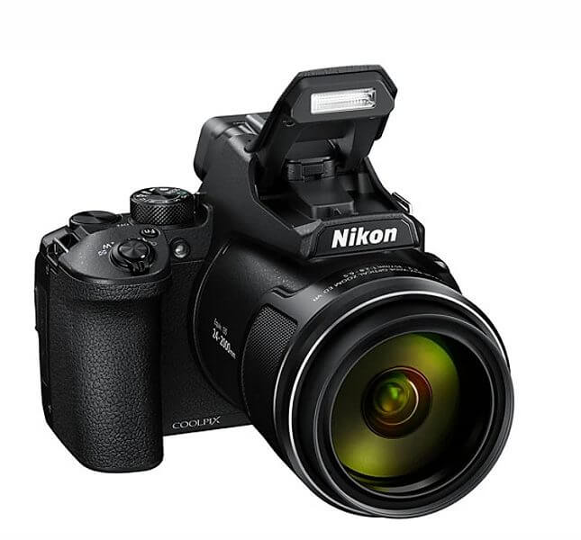 Nikon Coolpix P950 - Máy ảnh du lịch được yêu thích nhất 