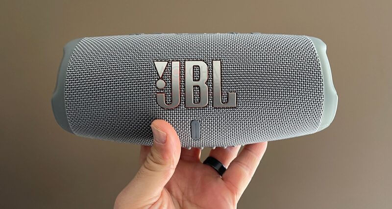 JBL Charge 5 - Loa Bluetooth bán chạy nhất trên Tiki